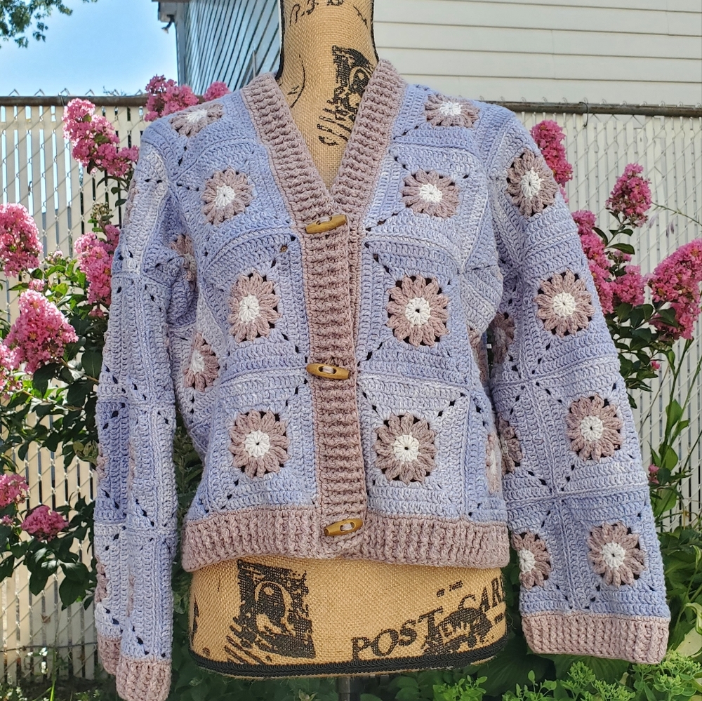 💖 Handmade Granny Square Crochet Cardigan
